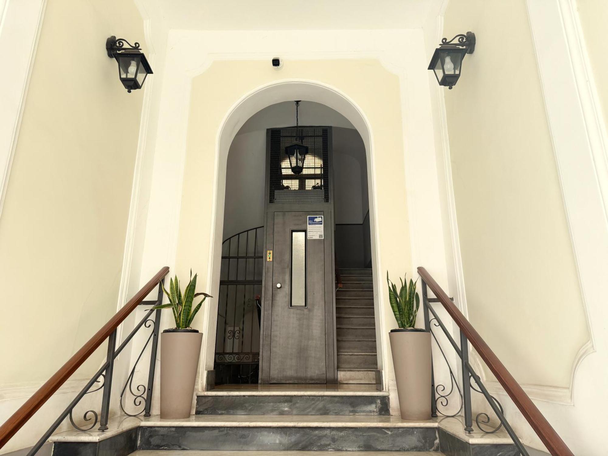 Anthony House, Anthony Floor 3, Castro Pretorio Appartement *