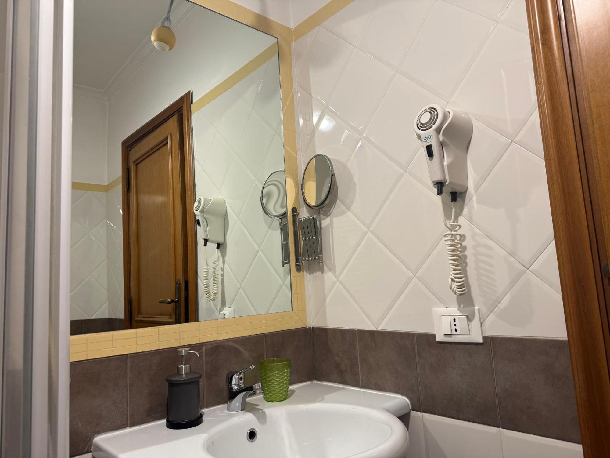 Anthony House, Anthony Floor 3, Castro Pretorio Appartement Rome